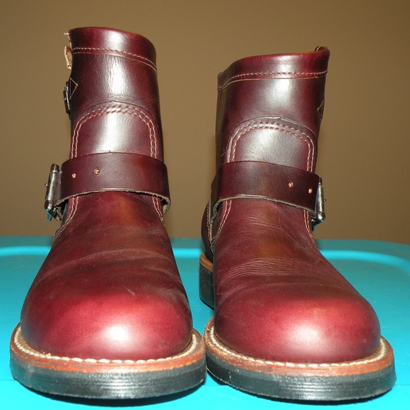 chippewa renegade chelsea boots